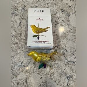 Hallmark Lady Summer Tanager 2019 Ornament